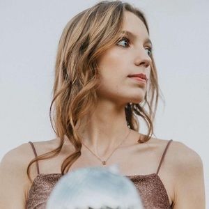 Meet your Posher, Jadrian